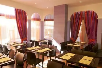 Wot Hotel