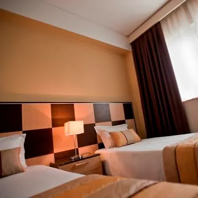 Wot Hotel 3*